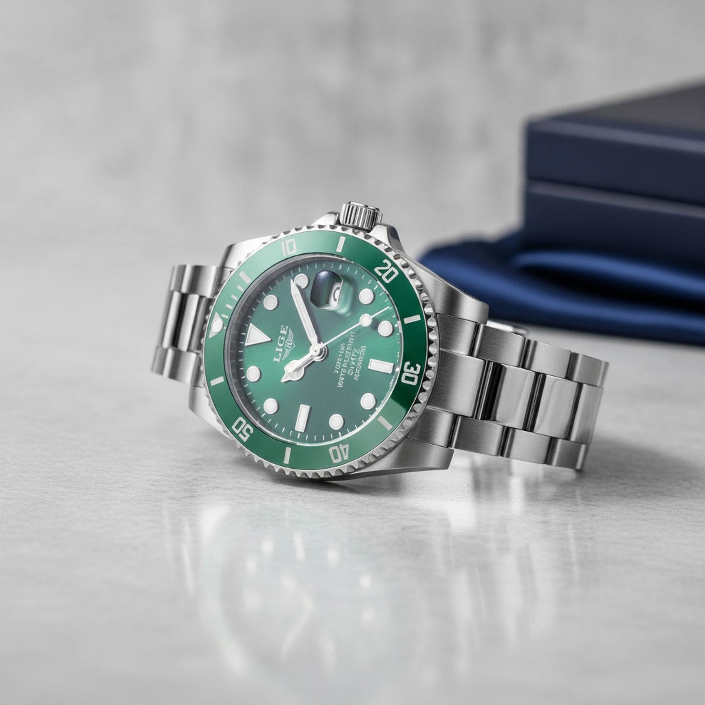 Montre Homme Luxe Étanche : Élégance et Aventure Aquatique