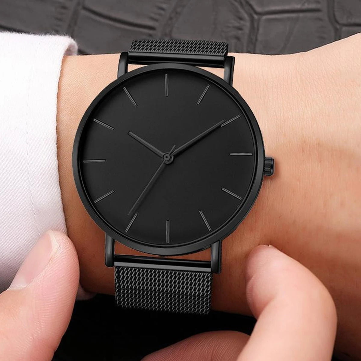 Montre Femme à Bracelet Maille – L’Élégance au Quotidien