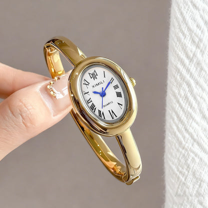 Montre Femme Ovale – L’Élégance d’un Bracelet Bijou