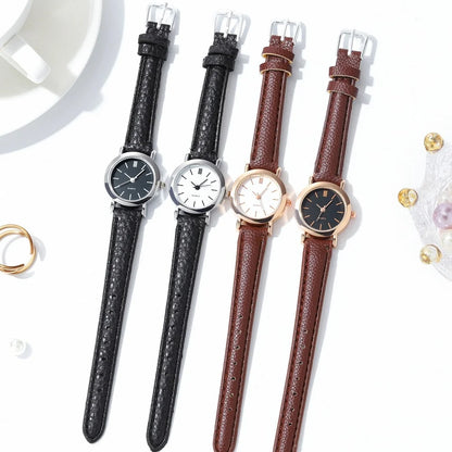 Montre femme petit cadran bracelet cuir – vue 3
