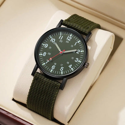 Montre Homme à Bracelet Nylon – Légèreté et Style au Quotidien