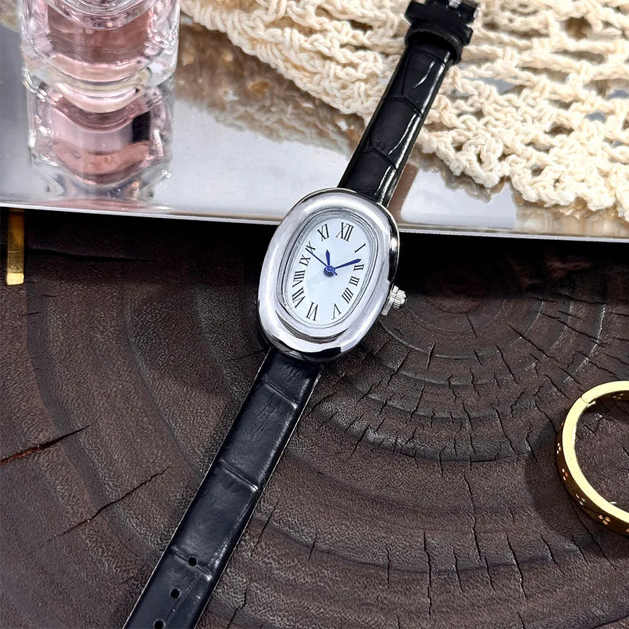 Montre femme ovale vintage bracelet cuir – vue 13
