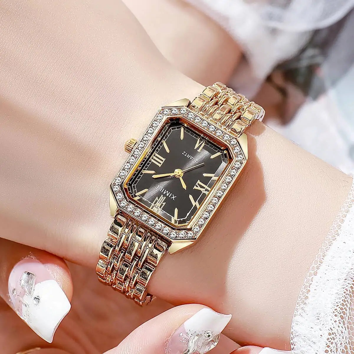 Montre femme rectangulaire à strass – vue 6
