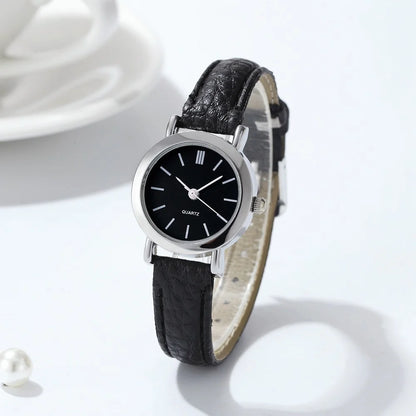Montre femme petit cadran bracelet noir cadran noir