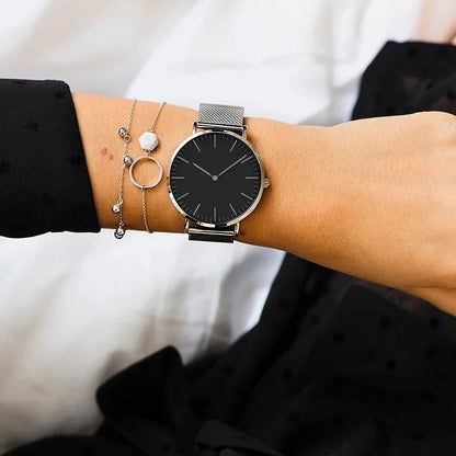 Montre Femme à Bracelet Maille – L’Élégance au Quotidien