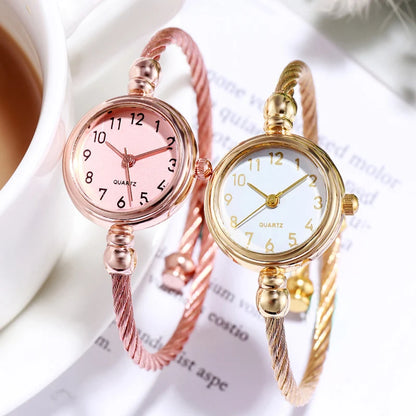 Montre Femme Petit Cadran – Le Charme d’un Bracelet Bijou