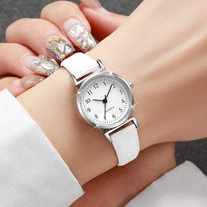 Montre femme minimaliste petit cadran en cuir – vue 2
