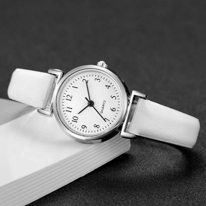 Montre femme minimaliste petit cadran en cuir – vue 16