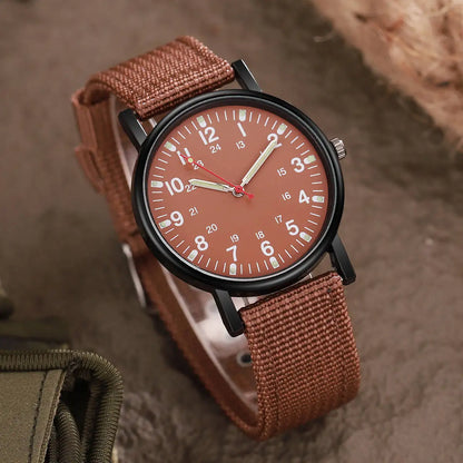 Montre Homme à Bracelet Nylon – Légèreté et Style au Quotidien