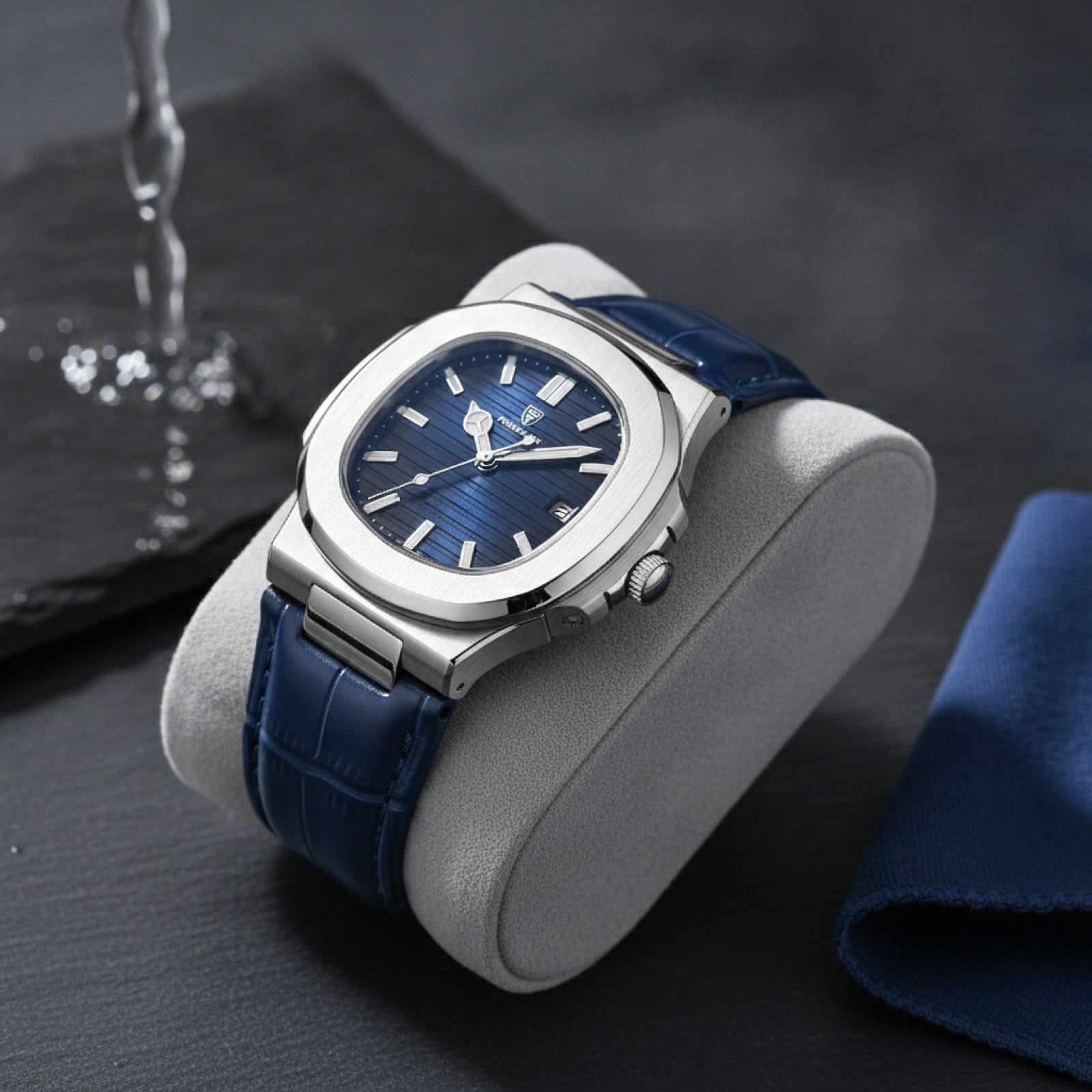 Montre Homme Carrée - Cuir, Étanche, Lumineuse, Date - Quartz