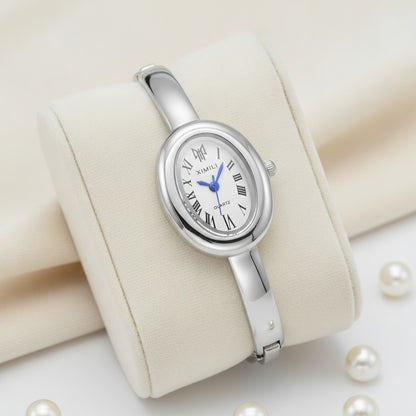 Montre Argentée Femme - Élégante, Ovale - Quartz