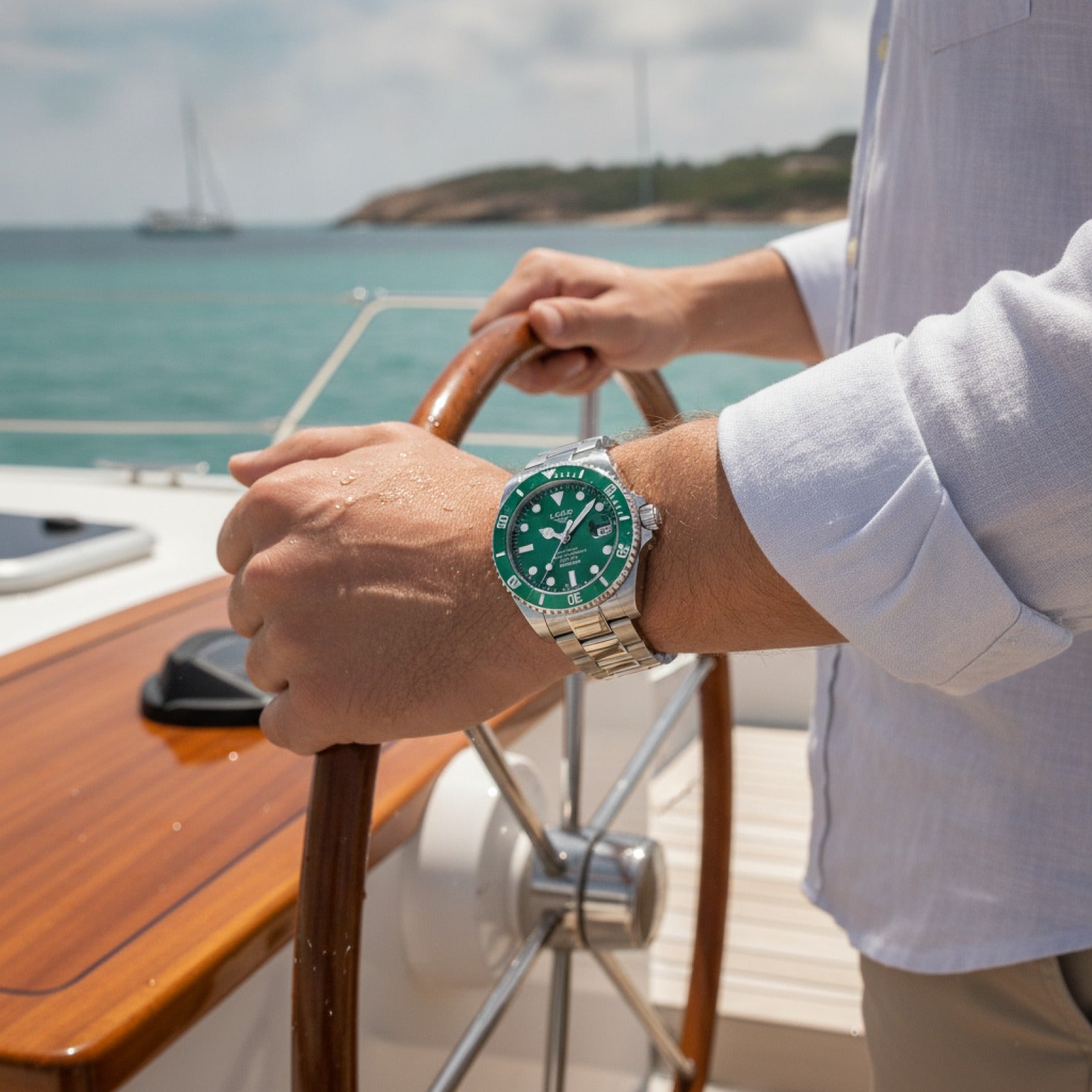 Montre Homme Luxe Étanche : Élégance et Aventure Aquatique